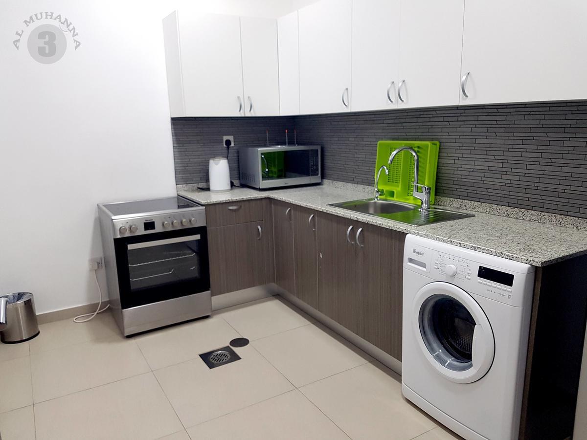 Al Muhanna Plaza Luxury Apartments Kuwait City Exteriör bild